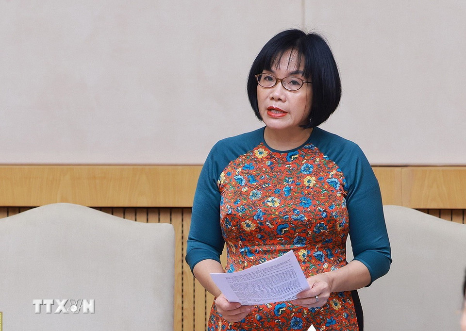 Thứ trưởng Bộ Tư pháp Đặng Hoàng Oanh trình bày báo cáo tiếp thu ý kiến thẩm định về Bộ Luật Hình sự (sửa đổi). (Ảnh: TTXVN)