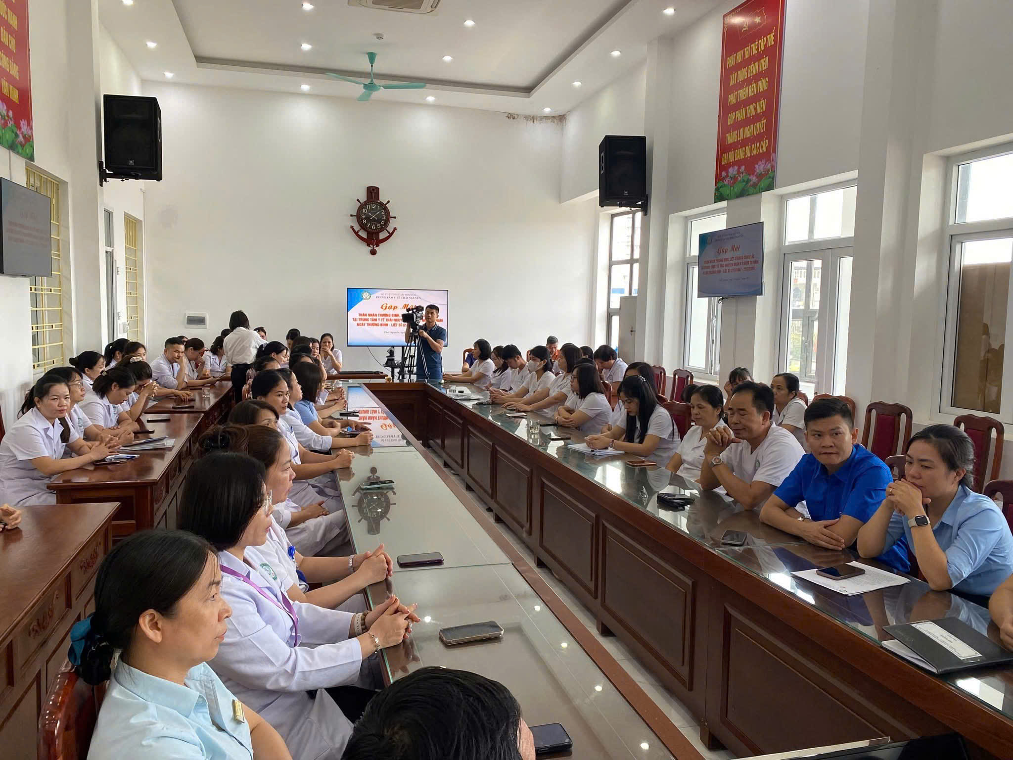 Trung tâm y tế Thái Nguyên tổ chức tập huấn kỹ năng tuyên truyền pháp luật